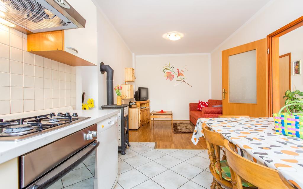 Apartment Ana Polje  ภายนอก รูปภาพ